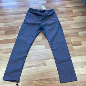 Everyday Nylon Pants shimmering purple size small